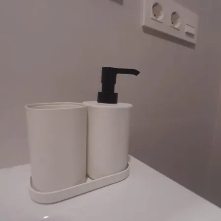 Centro- Piso Reformado, Exterior, Wifi, A 1 Minuto De Puerta Purchena Apartment Almeria