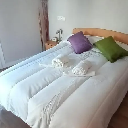 Centro- Piso Reformado, Exterior, Wifi, A 1 Minuto De Puerta Purchena *