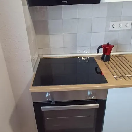 Centro- Piso Reformado, Exterior, Wifi, A 1 Minuto De Puerta Purchena Apartment *