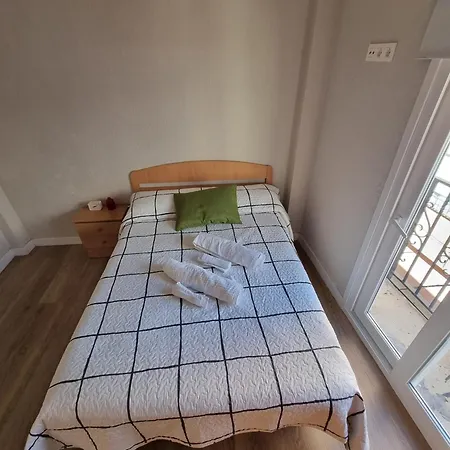 Centro- Piso Reformado, Exterior, Wifi, A 1 Minuto De Puerta Purchena Apartment *